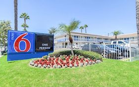 Motel 6 Santa Ana